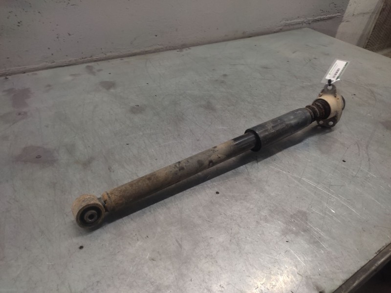Recambio de amortiguador trasero izquierdo para skoda octavia i (1u2) 1.9 tdi referencia OEM IAM   