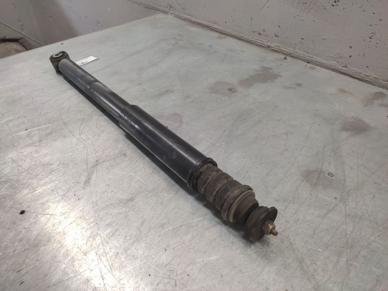 Recambio de amortiguador trasero para nissan micra (k12e) acenta referencia OEM IAM 56200AX603  