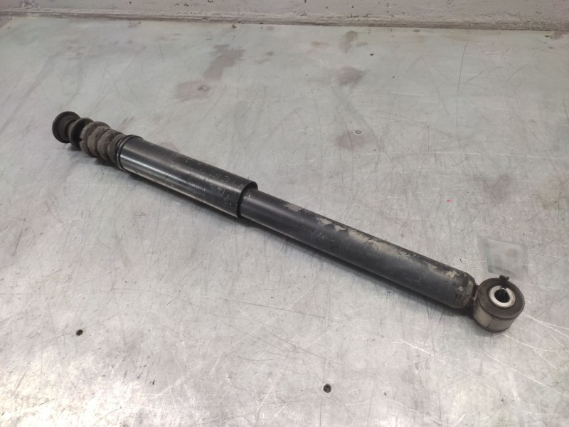 Recambio de amortiguador trasero para nissan micra (k12e) acenta referencia OEM IAM 56200AX603  