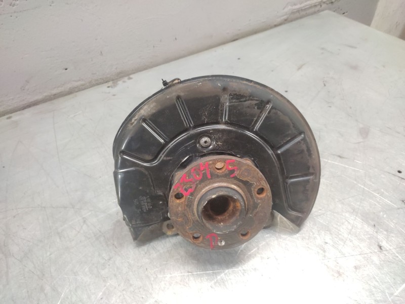 Recambio de mangueta delantera derecha para volkswagen caddy ka/kb (2k) furg. referencia OEM IAM   