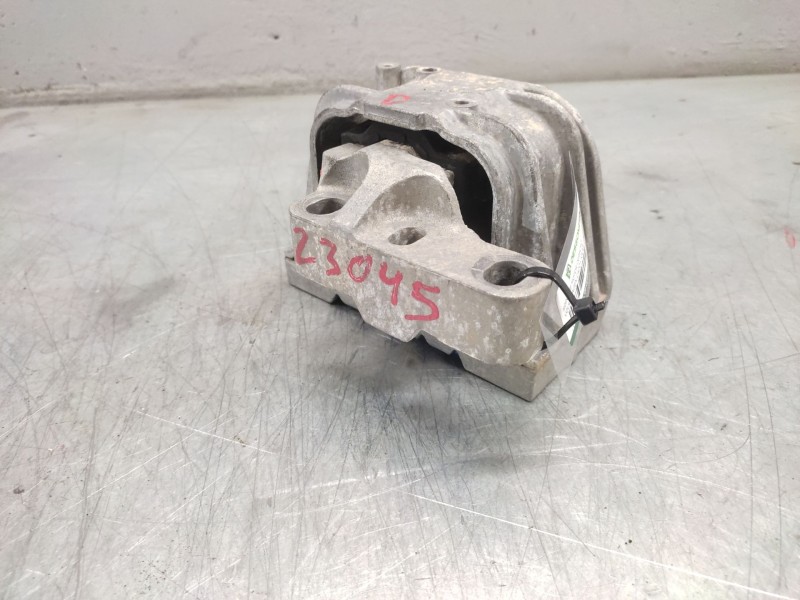 Recambio de soporte motor derecho para volkswagen caddy ka/kb (2k) furg. referencia OEM IAM 1K0199262BA  