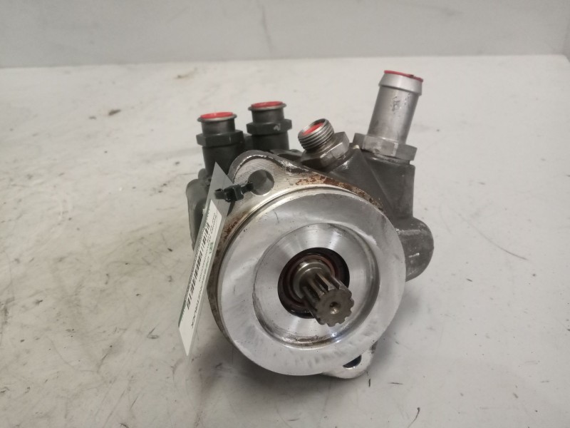 Recambio de bomba servodireccion para daf xf 106 480 referencia OEM IAM 1863427  8695955159