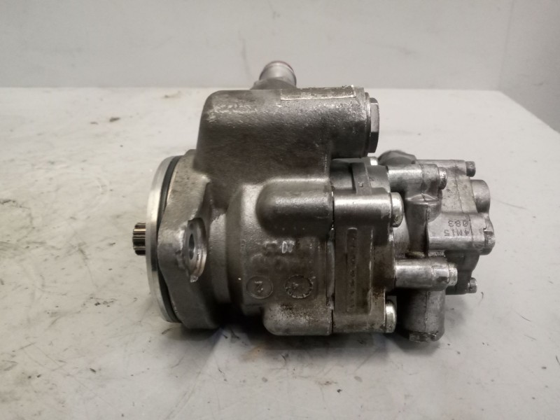 Recambio de bomba servodireccion para daf xf 106 480 referencia OEM IAM 1863427  8695955159