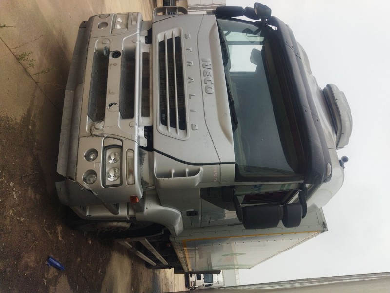 iveco stralis (ad/at) del año 2005