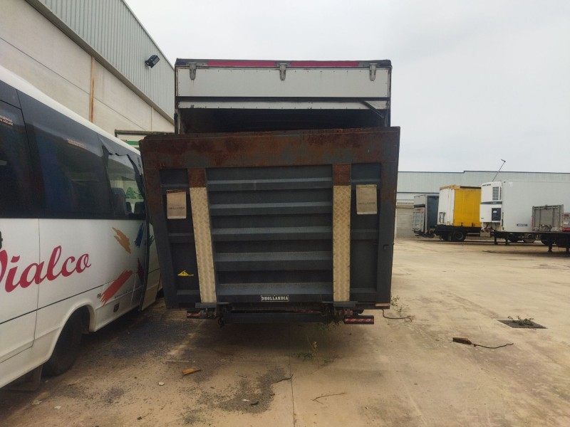 iveco stralis (ad/at) del año 2005