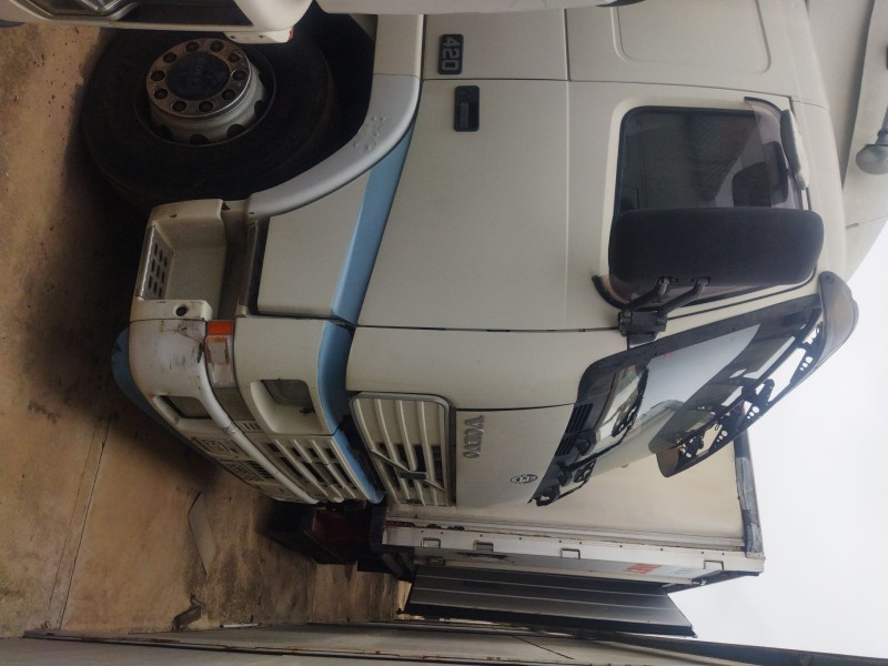 volvo trucks fh 12 del año 1997