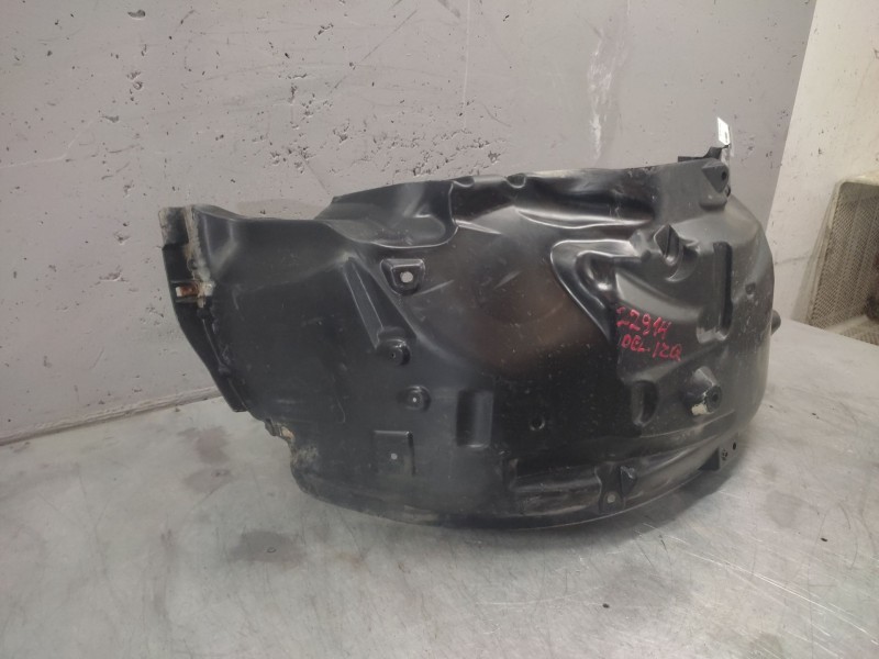 Recambio de paso rueda izquierdo para land rover discovery v6 td se referencia OEM IAM  DELANTERO 