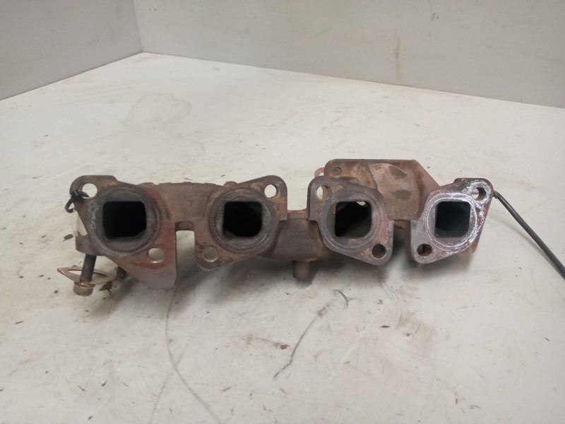 Recambio de colector escape para renault maxity fg 130.35/45 referencia OEM IAM 7485133086  LC10B