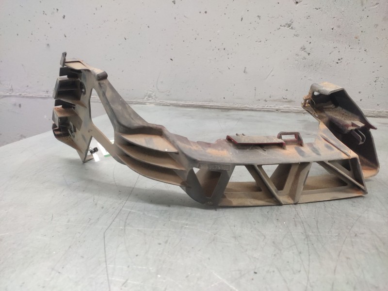 Recambio de soportes paragolpes para peugeot 207 sport referencia OEM IAM 9649679380  