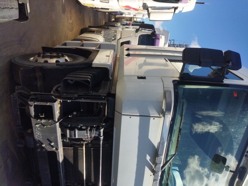 renault magnum ab 2005 del año 2012