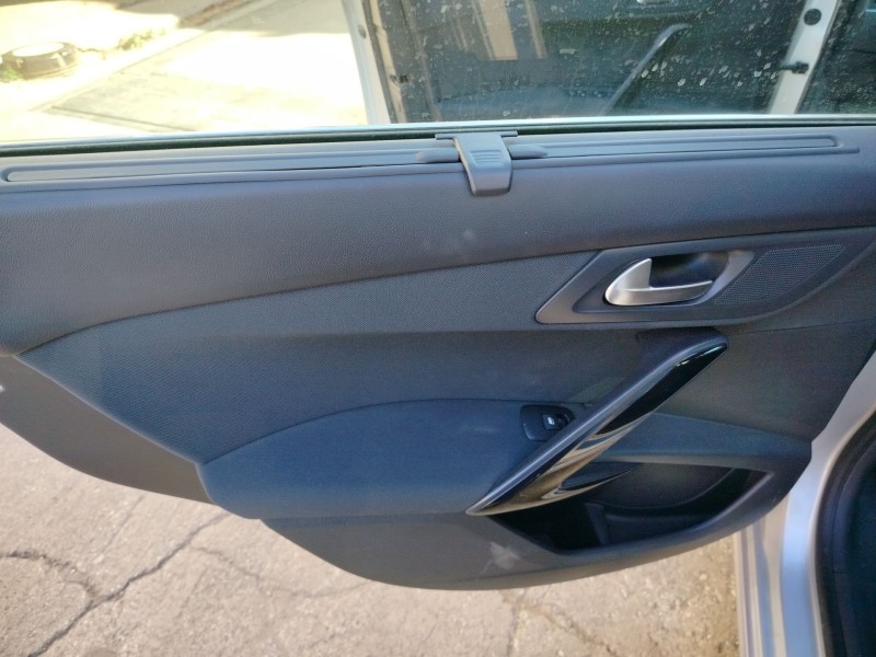 peugeot 508 i (8d_) del año 2016