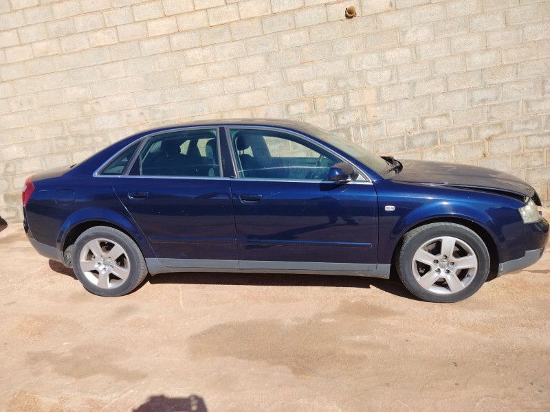 audi a4 berlina (8e) del año 2004