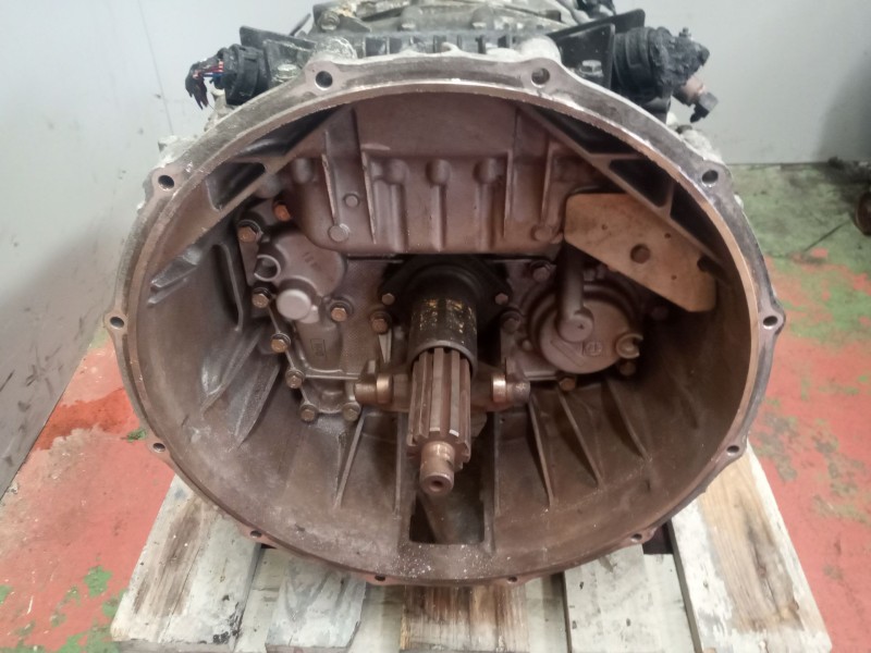 Recambio de caja cambios para daf serie xf106.xxx referencia OEM IAM 12AS2331TD 1912141 1353041040