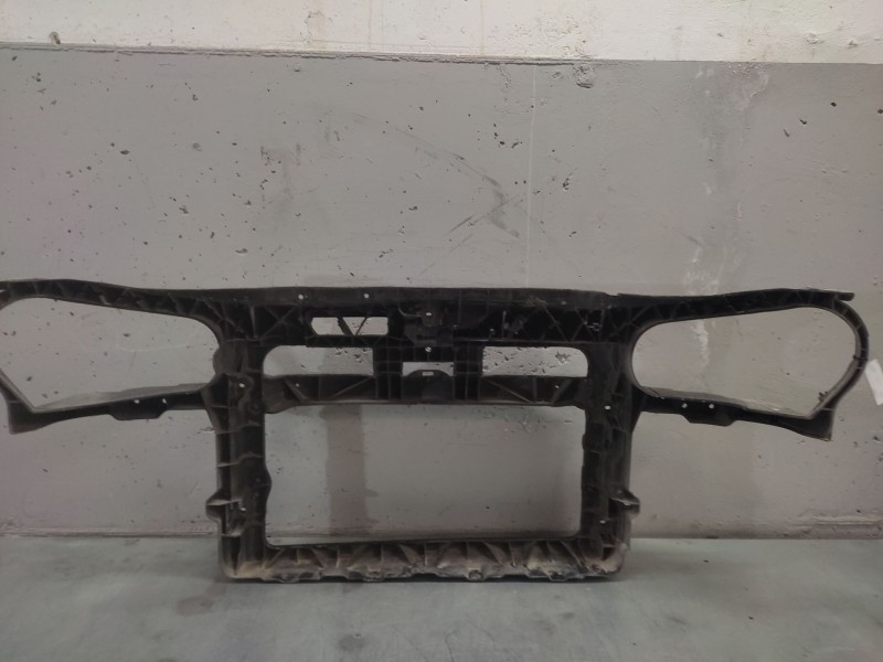 Recambio de panel frontal para volkswagen polo (9n1) gt referencia OEM IAM   
