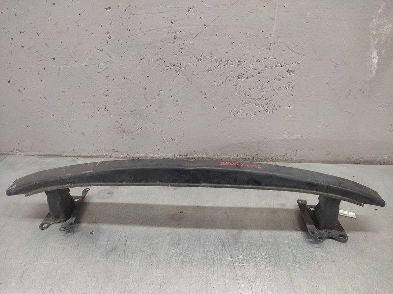 Recambio de refuerzo paragolpes delantero para volkswagen polo (9n1) gt referencia OEM IAM   
