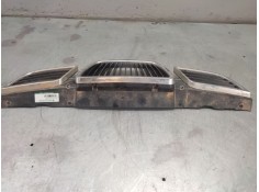 Recambio de rejilla delantera central para daewoo nubira berlina cdx referencia OEM IAM    2