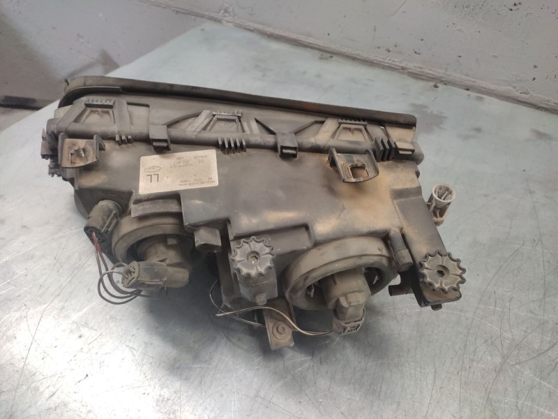 Recambio de faro derecho para bmw 3 (e46) 330 i referencia OEM IAM   