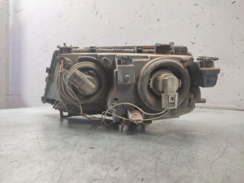 Recambio de faro derecho para bmw 3 (e46) 330 i referencia OEM IAM   