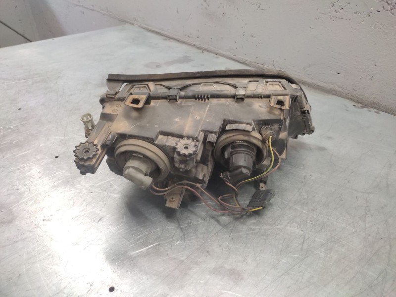 Recambio de faro izquierdo para bmw 3 (e46) 316 i referencia OEM IAM   
