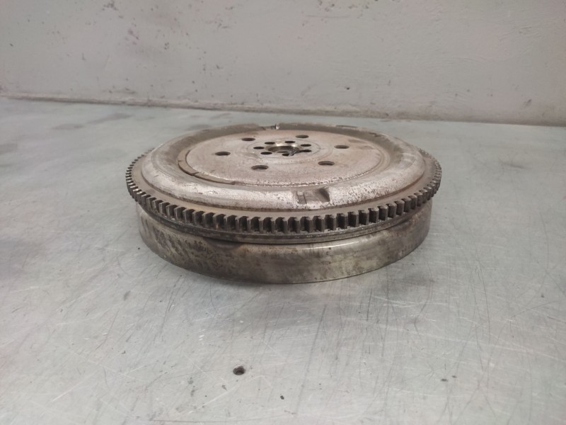 Recambio de volante motor para iveco daily combi 2.3 diesel cat referencia OEM IAM   