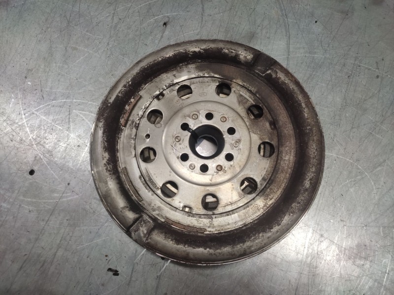 Recambio de volante motor para volkswagen bora berlina (1j2) referencia OEM IAM   