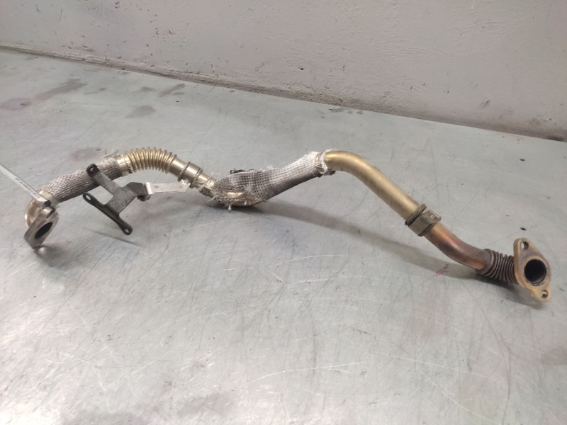 Recambio de tubo para volkswagen touareg (7l6) tdi v10 referencia OEM IAM 07Z131520H  TURBOCOMPRESOR
