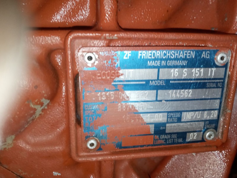 Recambio de caja cambios para iveco eurocargo referencia OEM IAM 16S151IT 8870350 1315041332