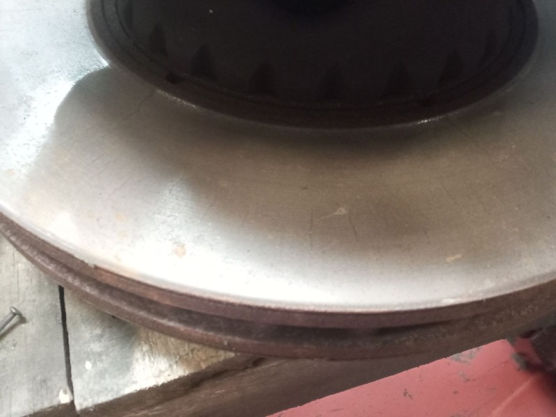 Recambio de buje delantero para renault magnum ab 2005 12.8 diesel referencia OEM IAM 7421022433  