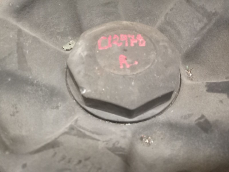 Recambio de buje delantero para renault magnum ab 2005 12.8 diesel referencia OEM IAM 7421022433  