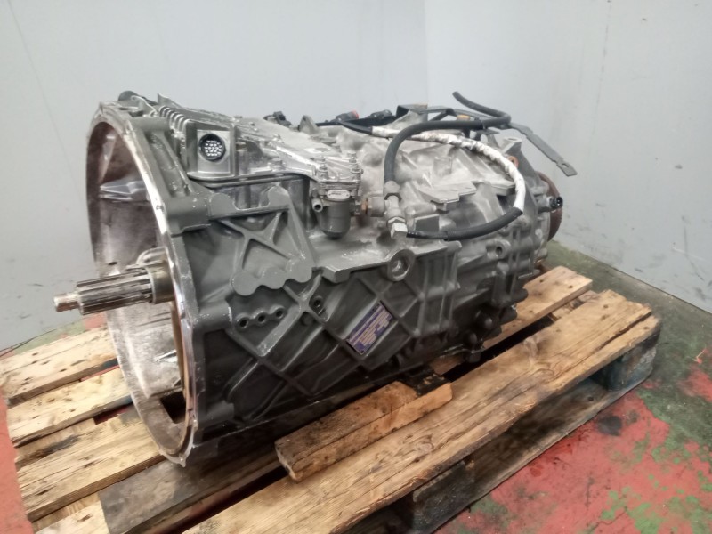 Recambio de caja cambios para daf xf 105 105.460 referencia OEM IAM 12AS2330TD 1681741 1353031005