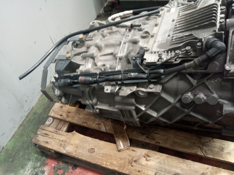 Recambio de caja cambios para daf xf 105 105.460 referencia OEM IAM 12AS2330TD 1681741 1353031005