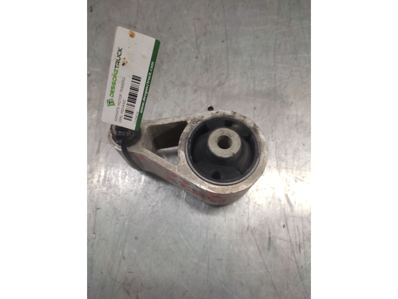 Recambio de soporte motor trasero para opel movano combi medio 3.5t referencia OEM IAM  CENTRAL 