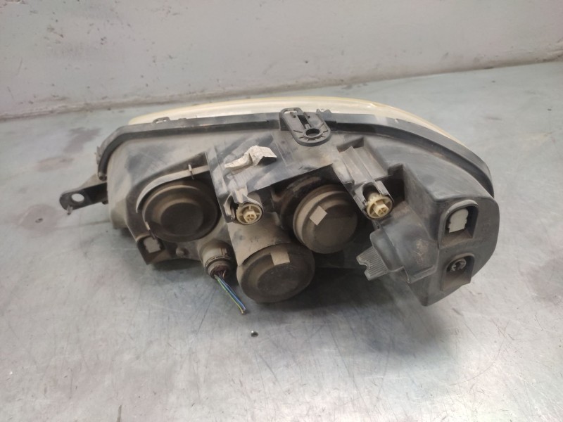 Recambio de faro derecho para fiat punto berlina (188) 1.3 jtd cat referencia OEM IAM   