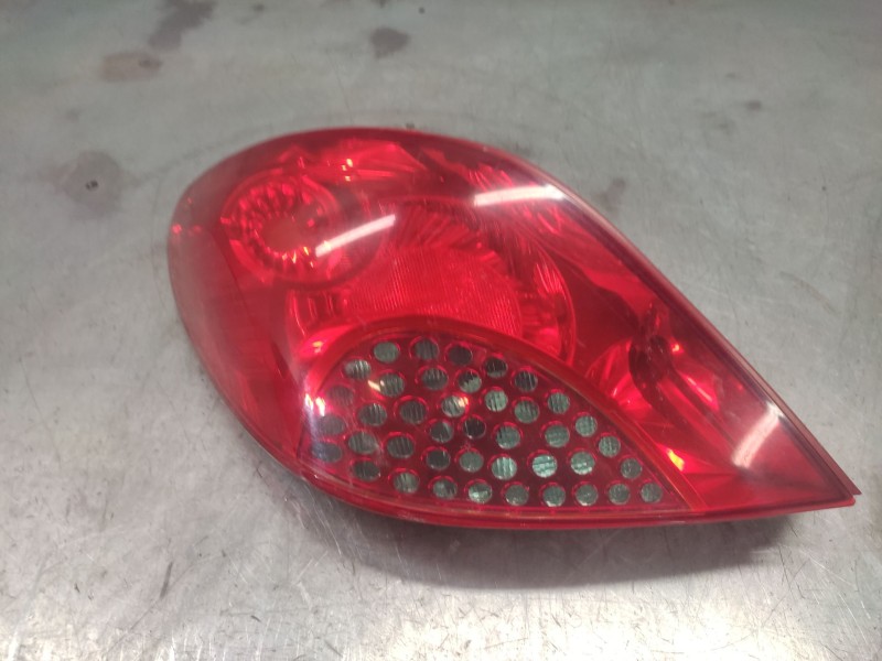 Recambio de piloto trasero izquierdo para peugeot 207 1.4 16v vti cat (8fs / ep3) referencia OEM IAM   