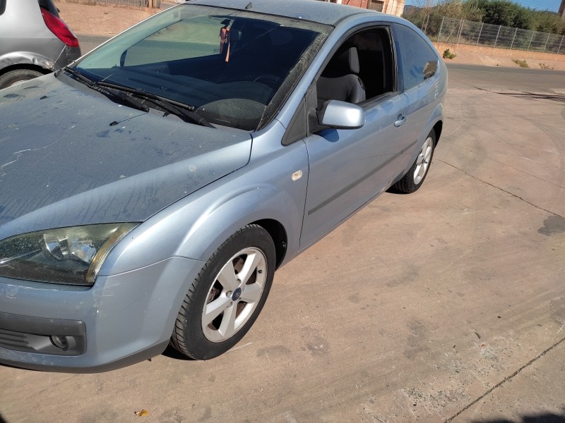 ford focus berlina (cap) del año 2005