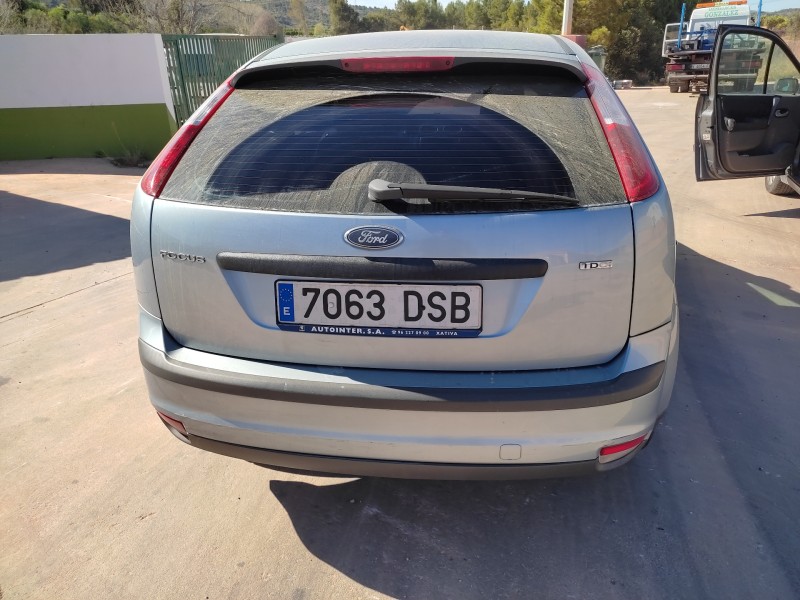 ford focus berlina (cap) del año 2005