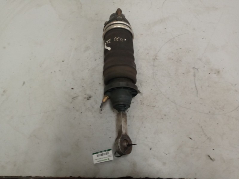 Recambio de amortiguador delantero derecho cabina para scania r i r 480 referencia OEM IAM   