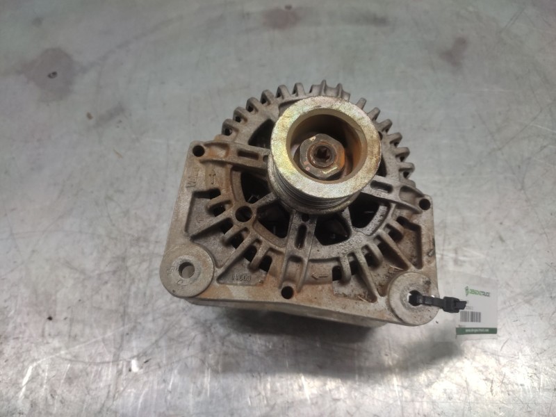 Recambio de alternador para renault scenic ii 1.9 dci diesel referencia OEM IAM   