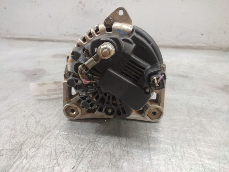Recambio de alternador para renault scenic ii 1.9 dci diesel referencia OEM IAM   