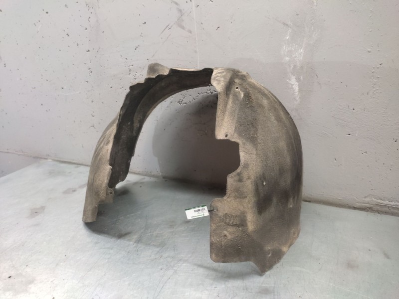Recambio de paso rueda izquierdo para audi a4 berlina (8e) 2.5 tdi (120kw) referencia OEM IAM  DELANTERO 