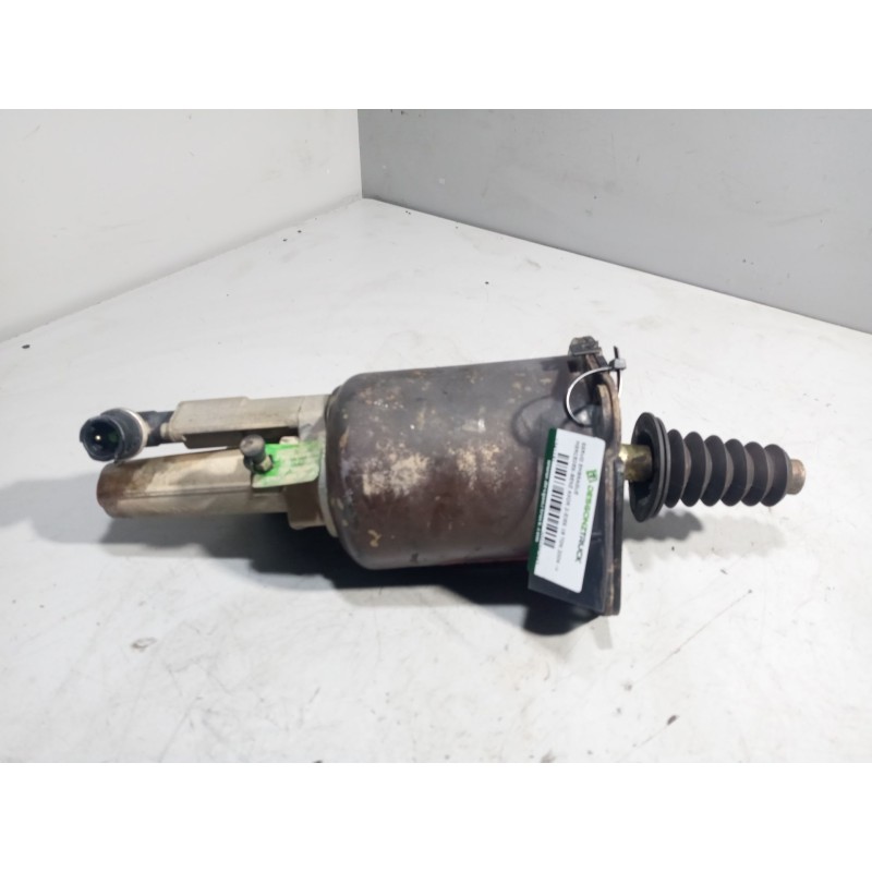 Recambio de servo embrague para mercedes-benz axor 2-ejes 18 ton 2004 referencia OEM IAM 0002540447  9700514410