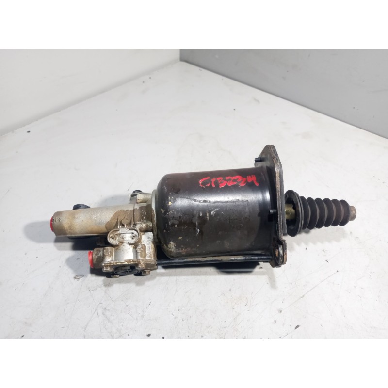 Recambio de servo embrague para mercedes-benz axor 2-ejes 18 ton 2004 referencia OEM IAM 0002540447  9700514410