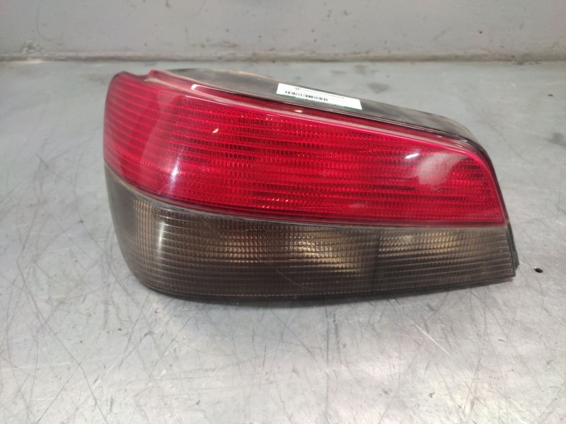 Recambio de piloto trasero izquierdo para peugeot 306 berlina 3/4/5 puertas (s2) style referencia OEM IAM   