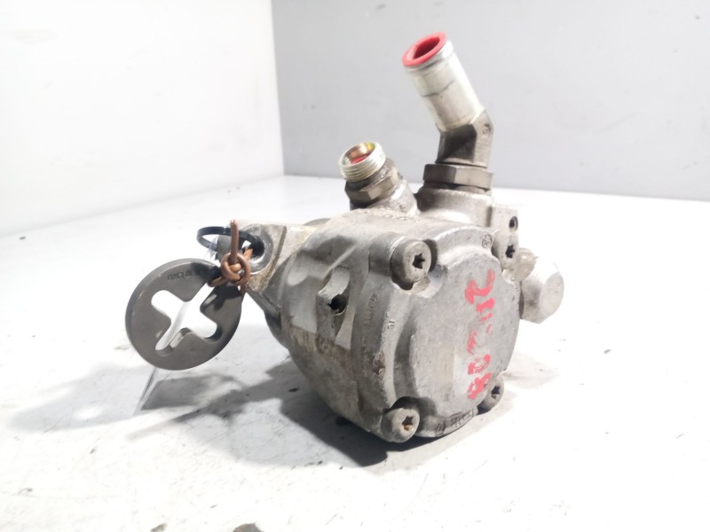 Recambio de bomba servodireccion para mercedes-benz axor 2-ejes 18 ton 2004 referencia OEM IAM A0034600280  A0034605480