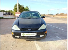 ford focus berlina (cak) del año 2001