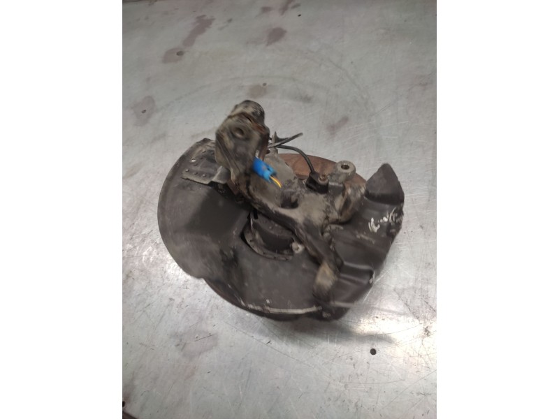 Recambio de mangueta delantera derecha para bmw serie 3 berlina (e46) 2.0 16v diesel cat referencia OEM IAM   