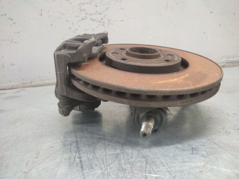 Recambio de mangueta delantera izquierda para peugeot 307 break / sw (s1) sw referencia OEM IAM   