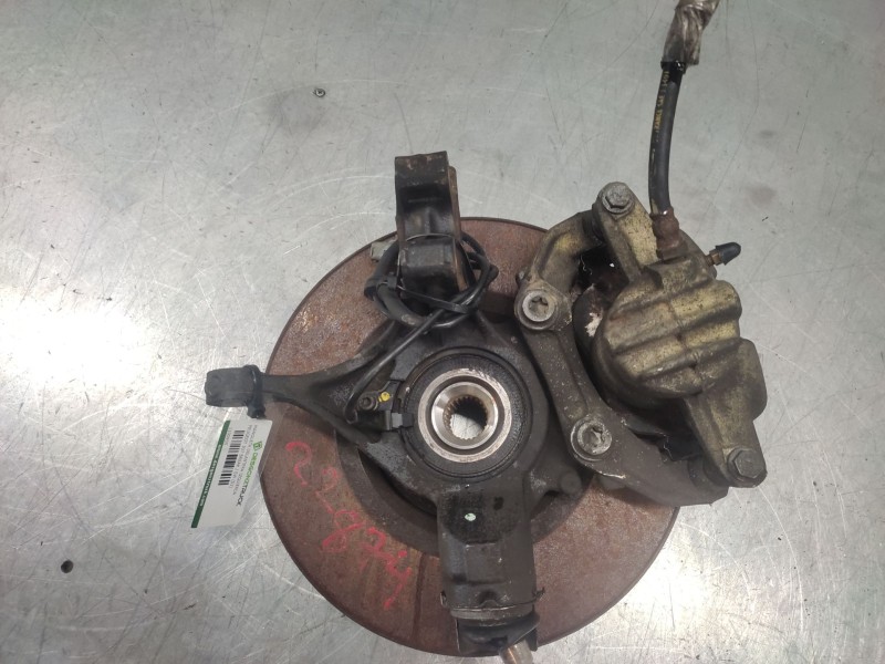 Recambio de mangueta delantera izquierda para peugeot 307 break / sw (s1) sw referencia OEM IAM   