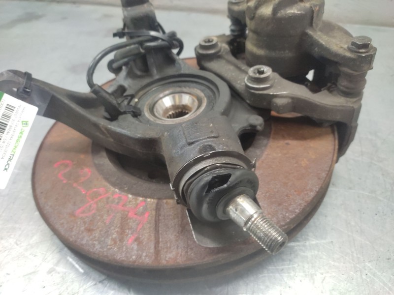 Recambio de mangueta delantera izquierda para peugeot 307 break / sw (s1) sw referencia OEM IAM   