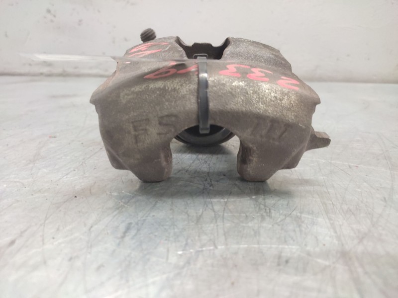 Recambio de pinza freno delantera derecha para seat leon (1p1) referencia OEM IAM   